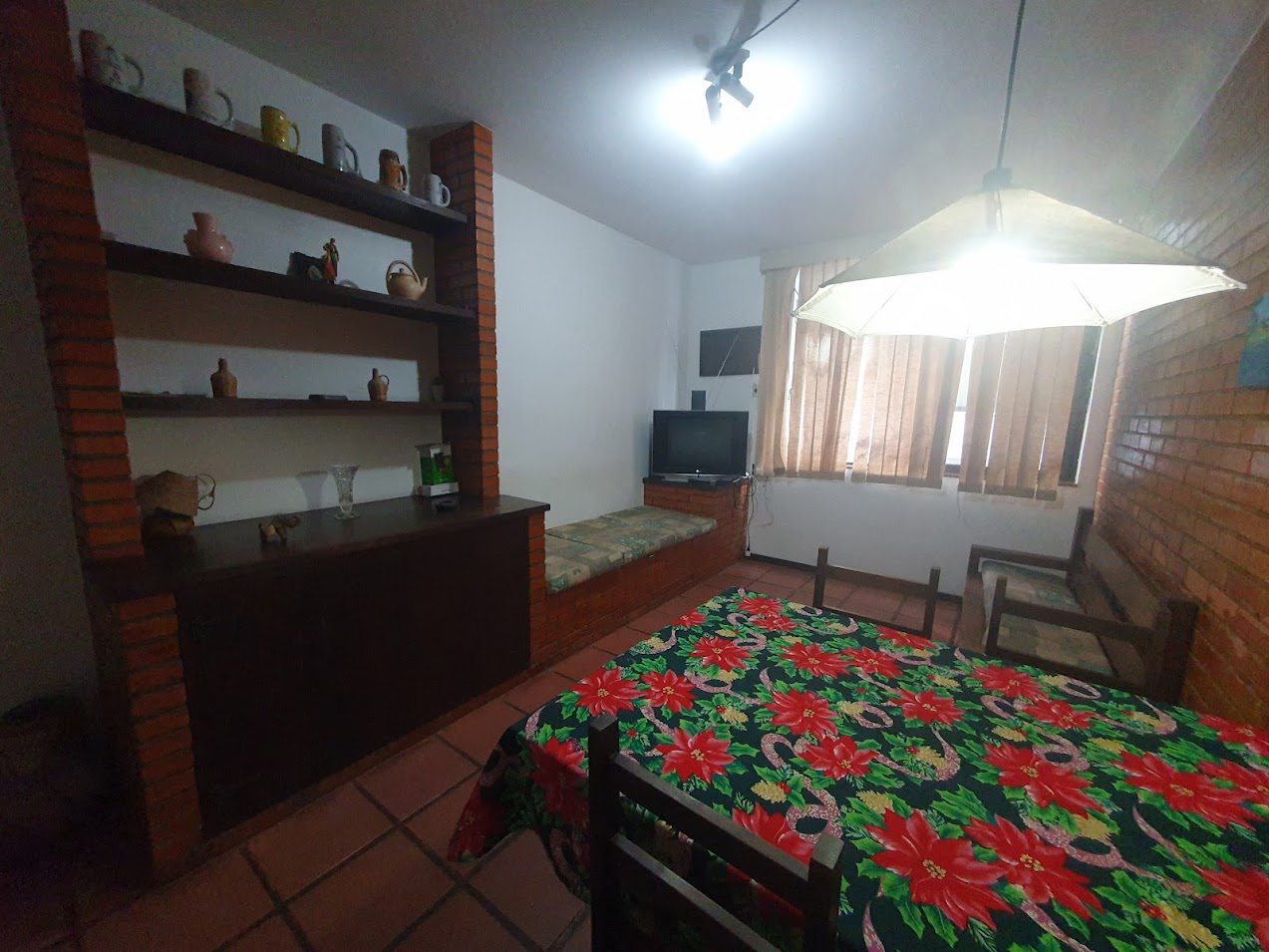 Apê Praia (5 min) | Garagem | Check-in livre | 3 Quartos — , Cabo Frio